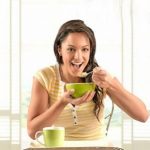 Ar visos moterys linkusios į nutukimą?